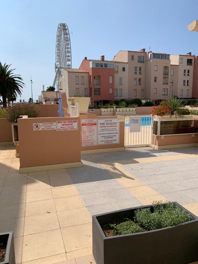 Appartement Grand T3 piscine, garage centre port à Agde Extérieur photo